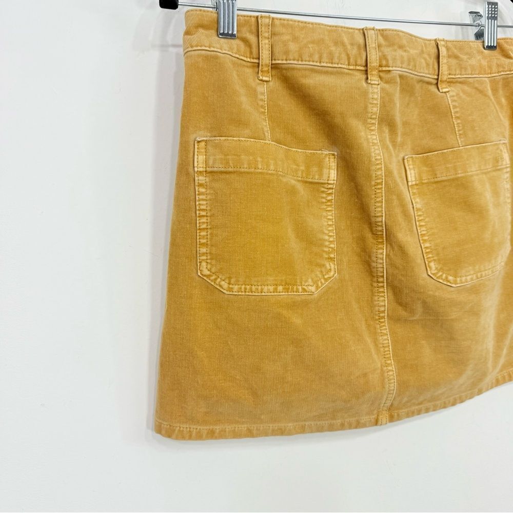 American Eagle Golden Tan Corduroy Patch Pocket Super Stretch Mini Skirt - Picture 7 of 16